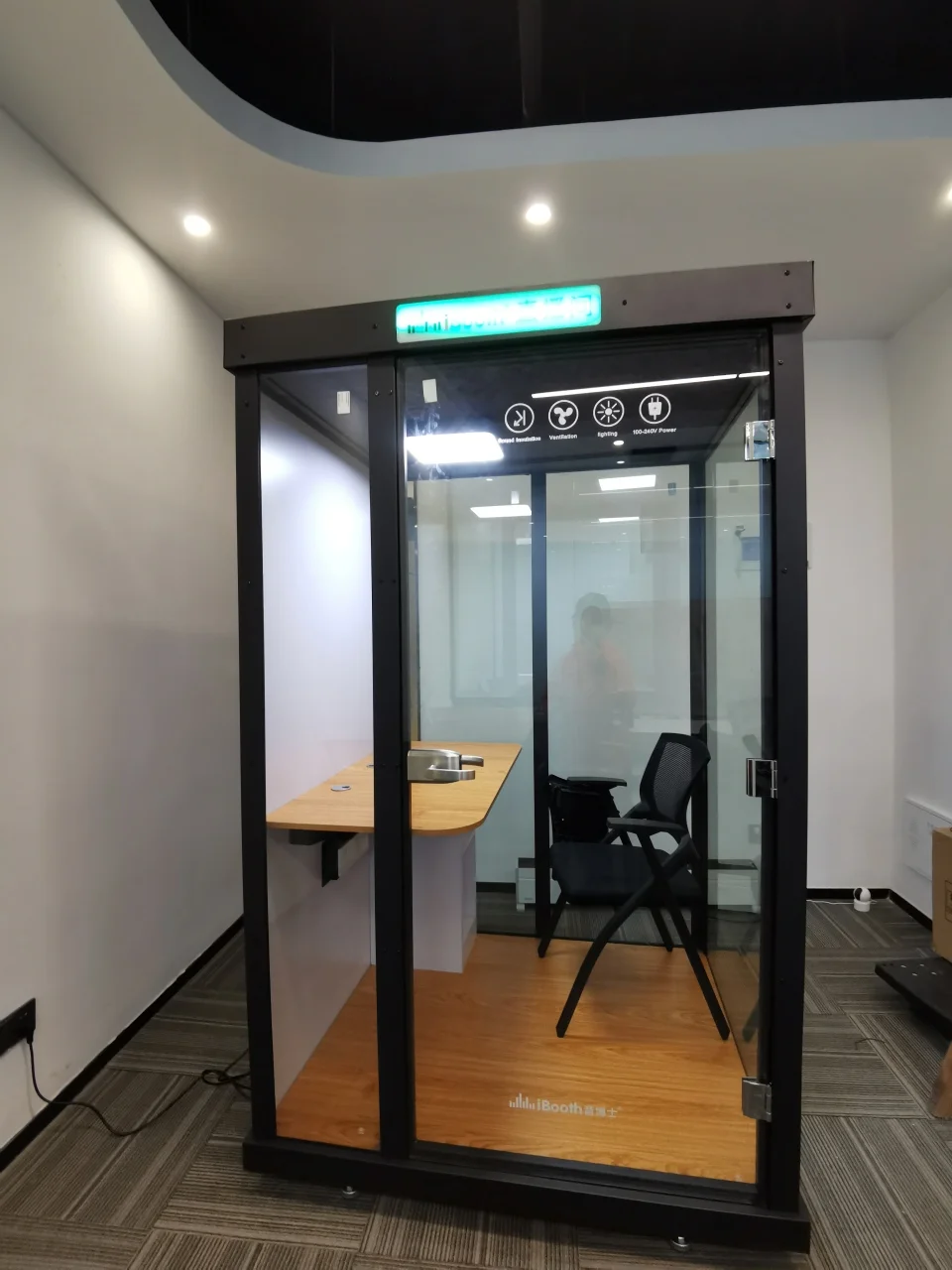 Movable Isolation Healthcare Booth Cabin Pod Room with Tempered Glass Material for Health Check Inspection – Image 5