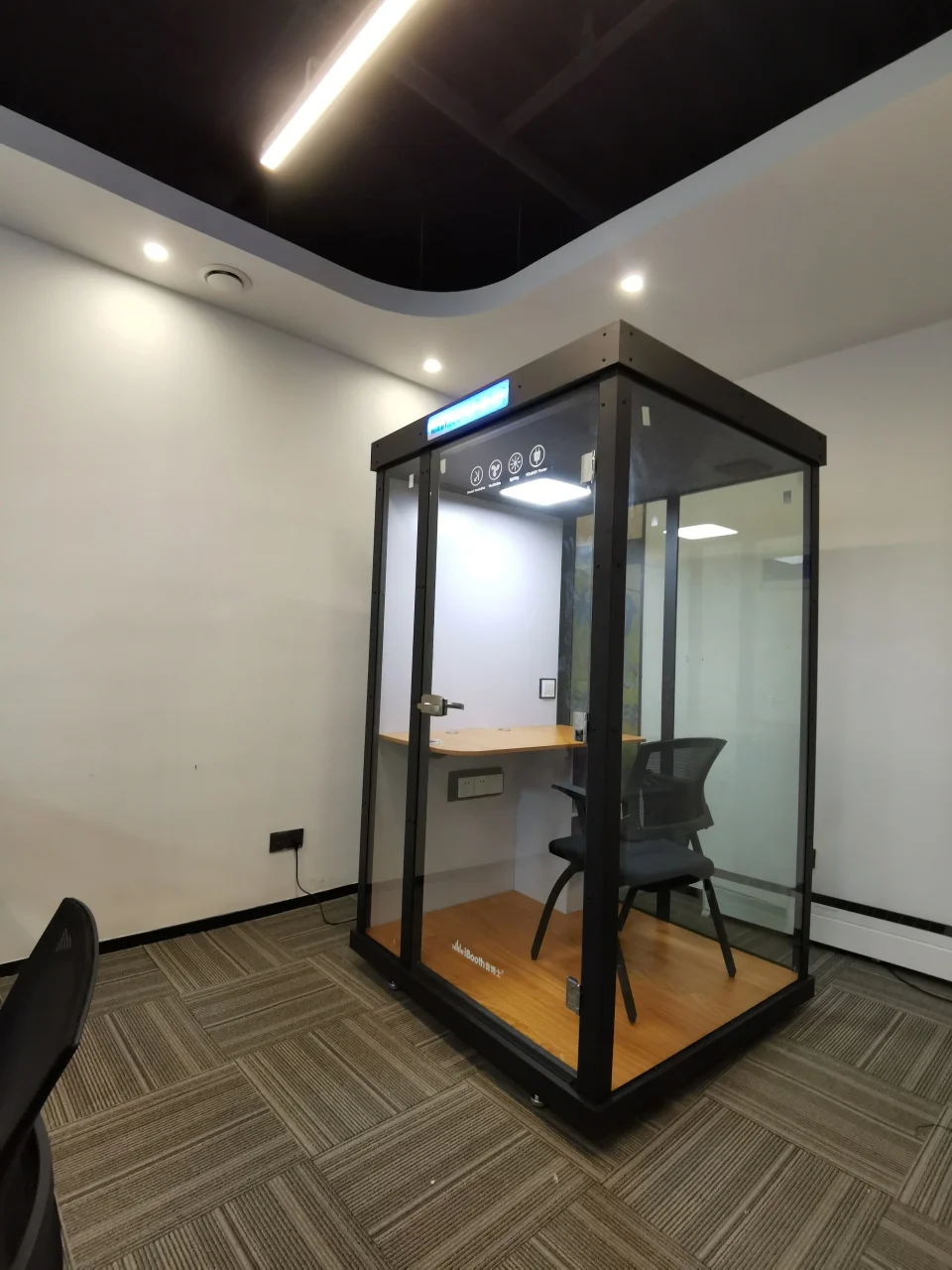 Movable Isolation Healthcare Booth Cabin Pod Room with Tempered Glass Material for Health Check Inspection – Image 2