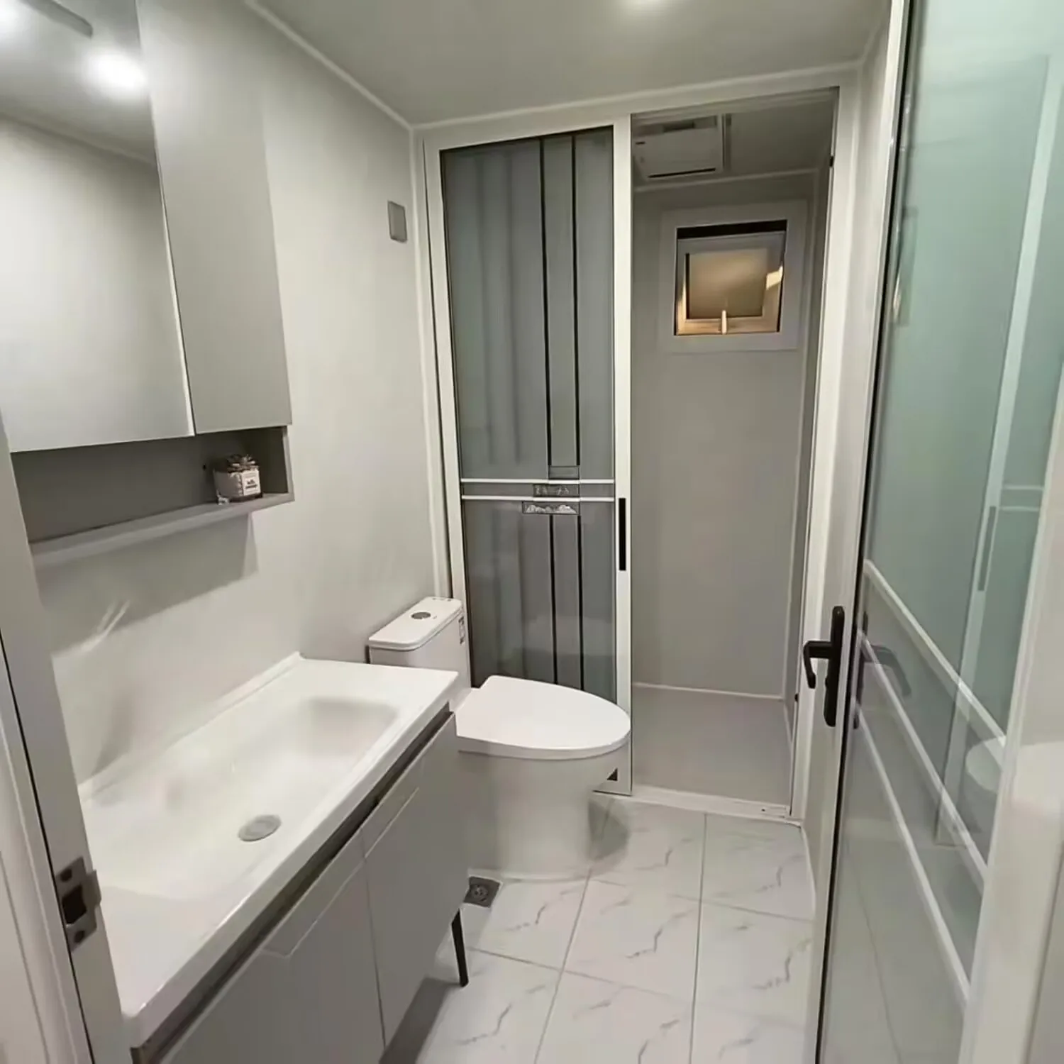 Casa Contentor Pré-fabricada Moderna – Image 4