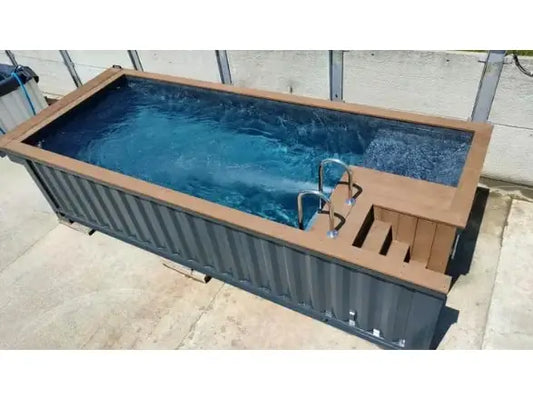 Piscina contentor de 6m x 2,4m com iluminação LED